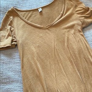 Women’s burnt orange T shirt